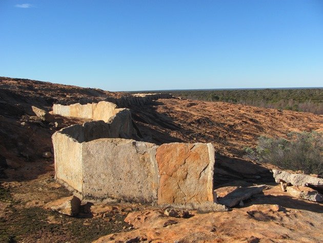 Burra Rock-wall (2)
